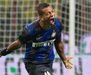 Guarin, carica anti-febbre: "Ora a Milano. Dai, dai!"