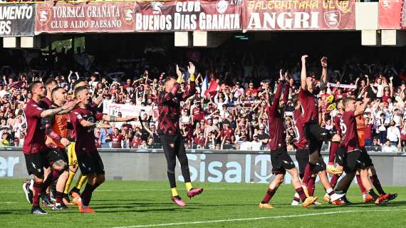 VIDEO - Tra Salernitana e Fiorentina è la festa del gol, all'Arechi finisce 3-3: gli highlights