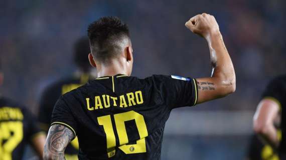Lautaro vola a Dortmund senza dimenticare il 'Forza Inter' di rito