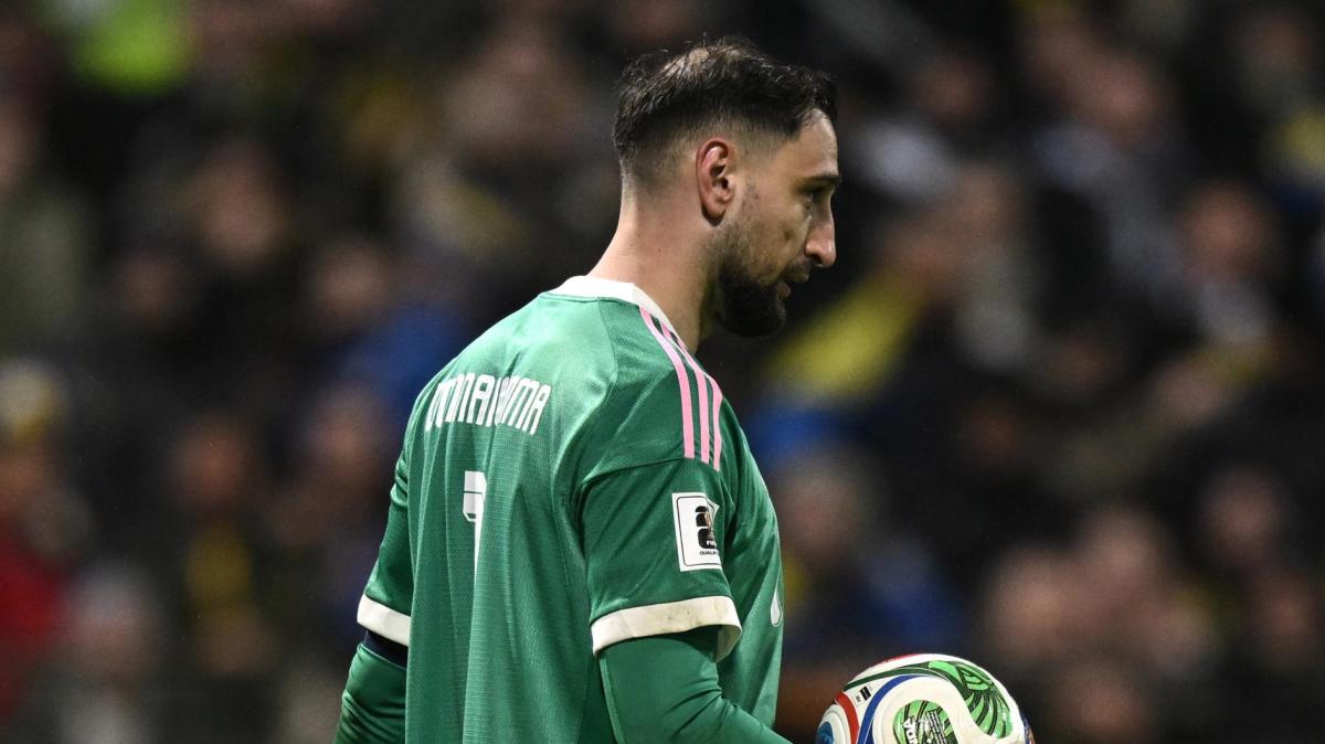 Donnarumma con gli occhi lucidi: "Italia fuori dal Mondiale, normale sentirsi responsabili. Ma torneremo grandi"