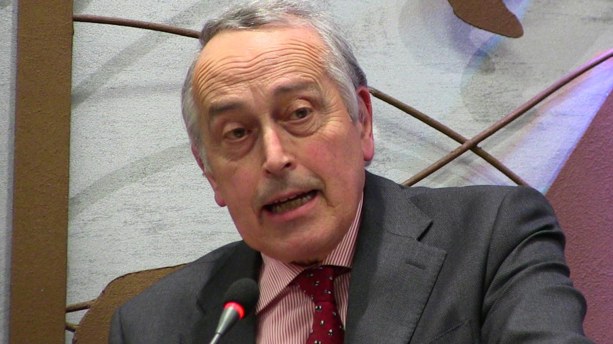 Abete: "Candidatura? Vado avanti per approfondire i problemi del calcio"