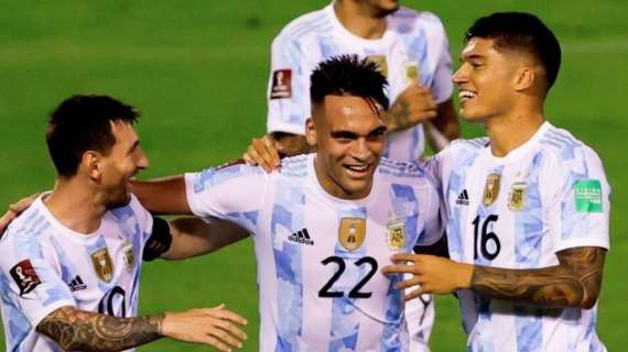 I giocatori dell'Argentina via prima dai club per il Mondiale? La Serie A dribbla, la FIFA parla chiaro: le due posizioni