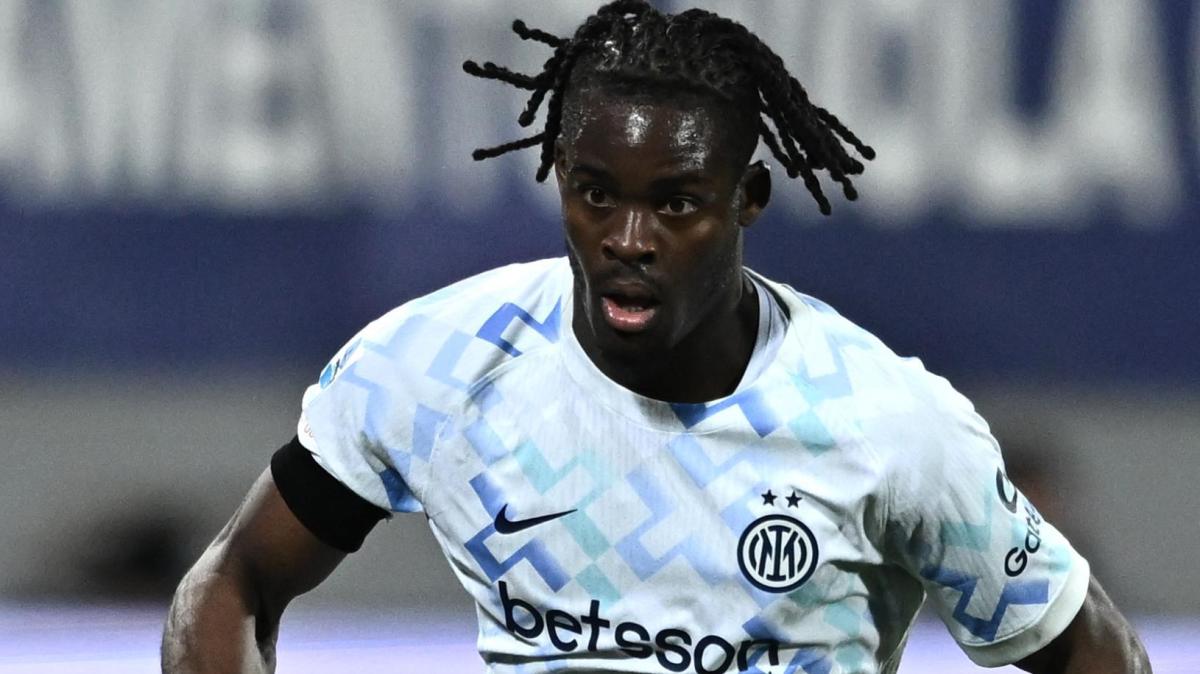 LIVE - Fiorentina-Inter 0-1, 58': Bisseck chiude alla grande su Brescianini, che poi viene anche ammonito