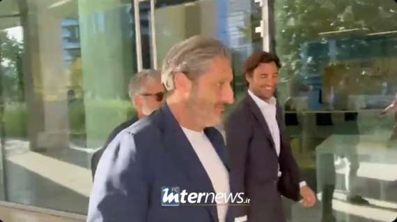 VIDEO - I dirigenti dell'Empoli lasciano la sede dell'Inter: nessuna risposta alle domande su Franco Carboni 