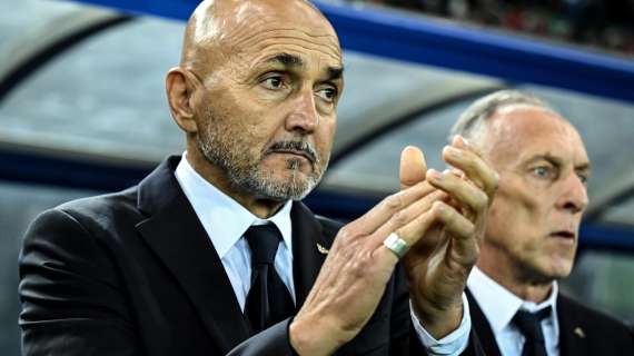 Spalletti: "In Serie A partite belle, tirate e incerte come Inter-Napoli". Poi esalta Bastoni: "Attaccante aggiunto"