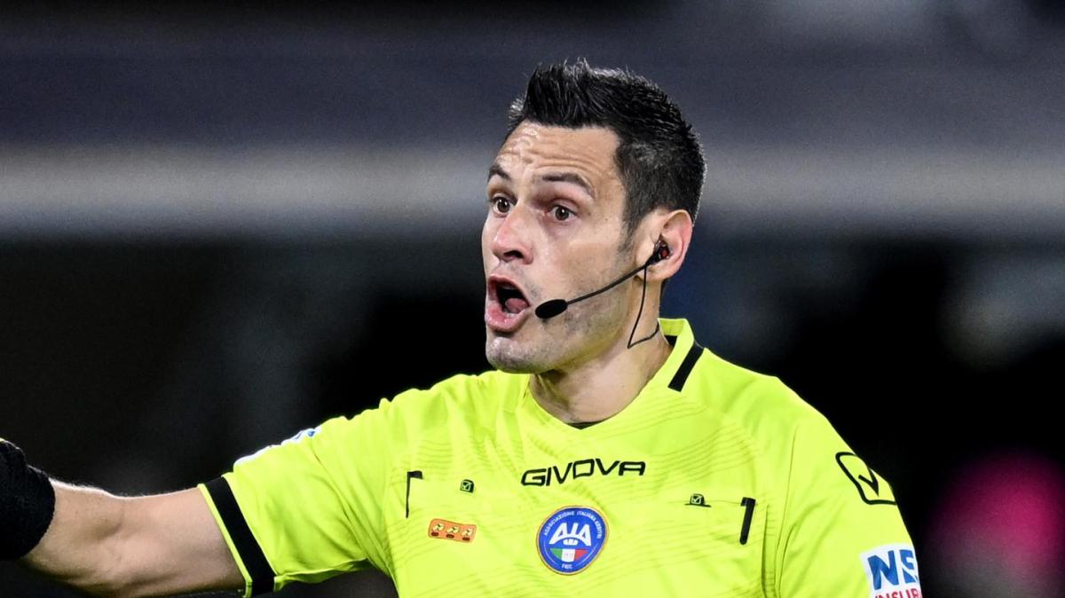 Napoli-Inter, la moviola: direzione insufficiente di Mariani, tra il rigore inesistente su Di Lorenzo e le disattenzioni sui gialli