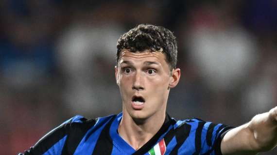 Giudice Sportivo -  Prima sanzione per Dumfries e Pavard. Multe e diffida per Cagliari e Napoli