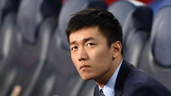 L'Inter su Instagram: "Tagga un fan di Perisic e Brozovic". E Steven Zhang cita se stesso