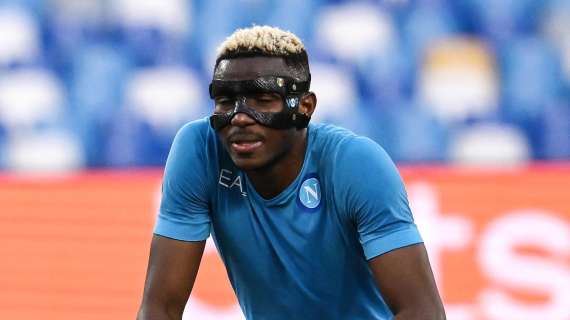 Sky - Napoli-Galatasaray, si blocca la trattativa per Osimhen: il motivo. Novità su Calhanoglu? 