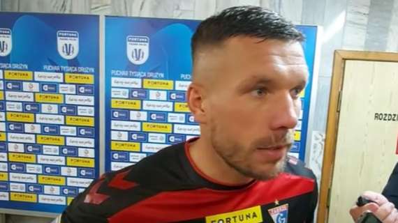 VIDEO - Podolski, gol da urlo: l'ex interista inventa una magia dalla sua metà campo