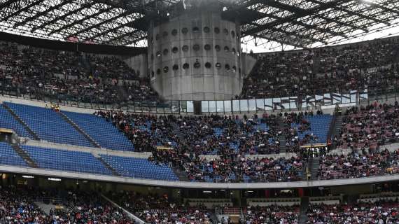 Malore a San Siro: medico salva la vita al tifoso del primo anello blu