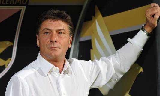 P. T. - Lazio avanti 2-0. A Genova espulso Mazzarri