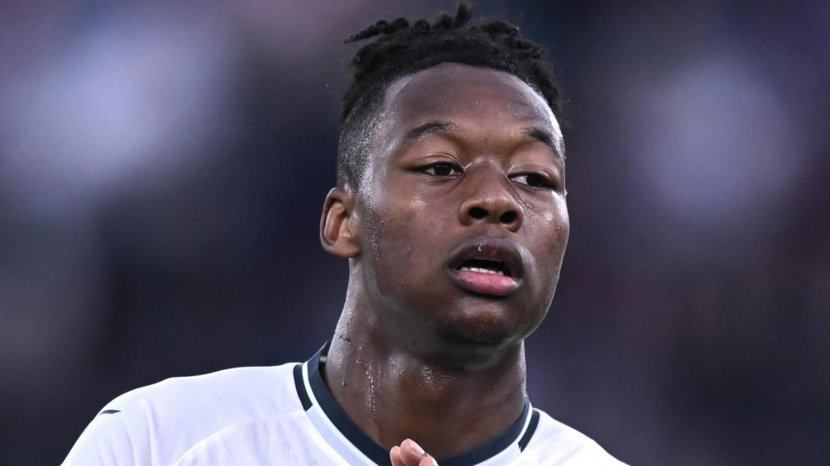 Serie A, pari e poche emozioni tra Lazio e Parma: finisce 1-1