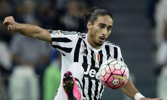 Caceres abbassa le pretese, la Viola torna alla carica