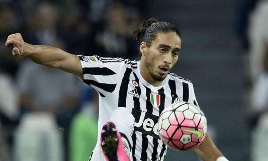 Sky - Napoli-Caceres, contatti sempre più fitti. Una pretendente in meno nella corsa a Lindelof?