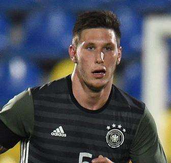 No all'Italia, Süle verso la Premier: affondo Chelsea