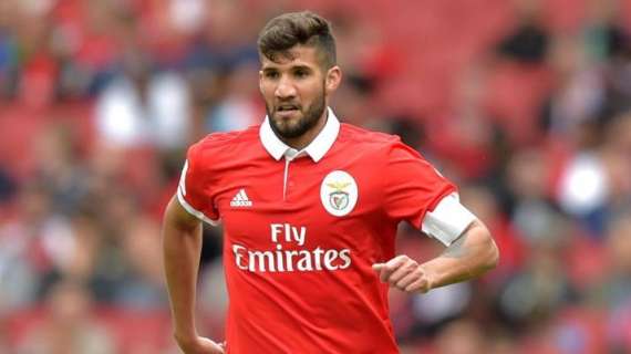 A Bola - Accordo tra Inter e Benfica per Lisandro Lopez: prestito con diritto di riscatto tra 8 e 11 milioni