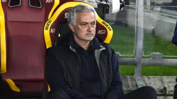 Mourinho lascia dubbi: "Se rimango alla Roma? Non lo so". Poi dribbla sul rinnovo 