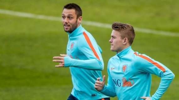 De Ligt: "Con De Vrij ci completiamo a vicenda, siamo simili ma anche un po' diversi"