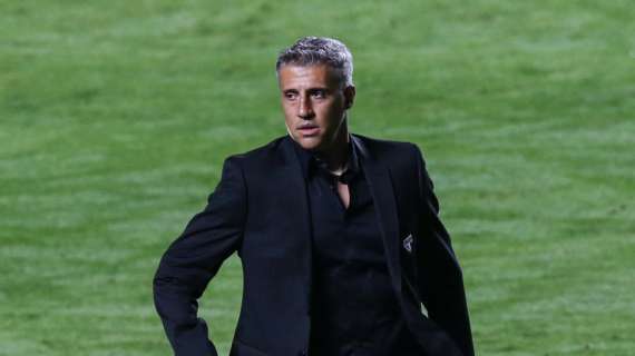 Brutte notizie per Crespo: l'allenatore del San Paolo è positivo al Covid-19