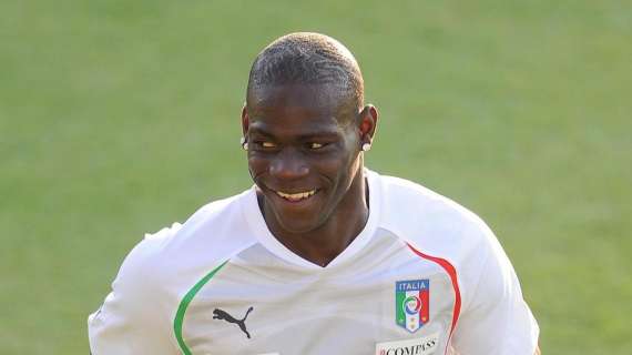 Balotelli: "Non avessi gettato la maglia, sarei rimasto"