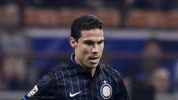 Hernanes a parte nella prima seduta verso il Chievo