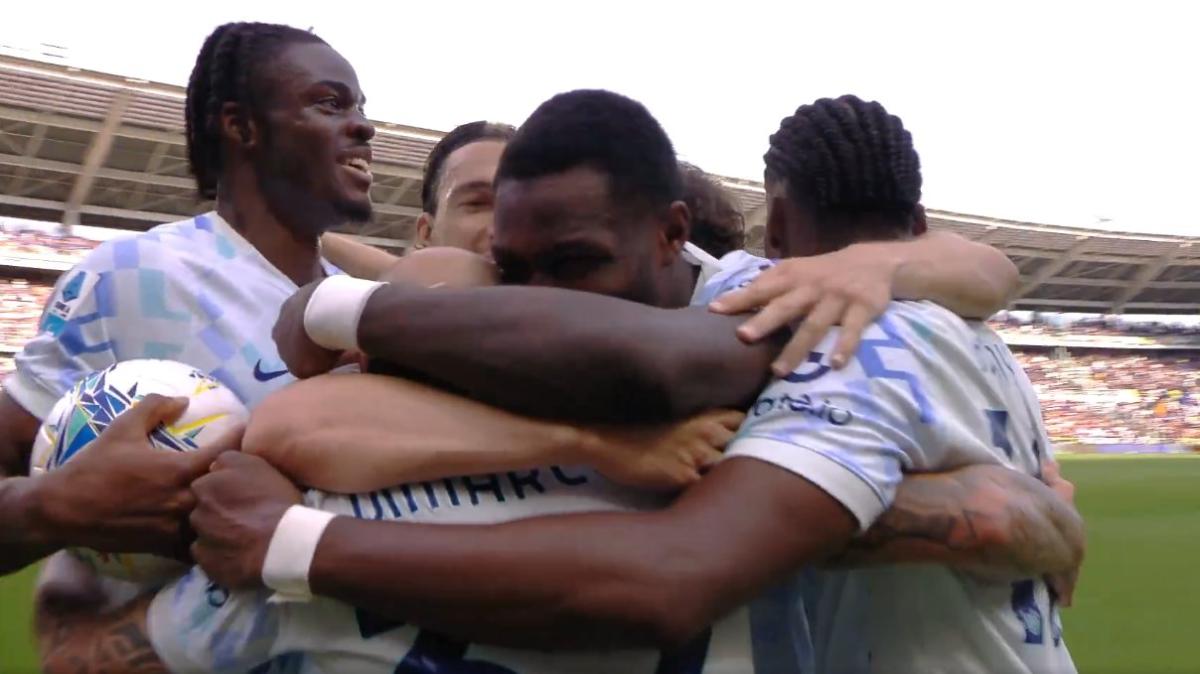 VIDEO - La gioia di Thuram è per l'assist di Dimarco: "Hai il record!"