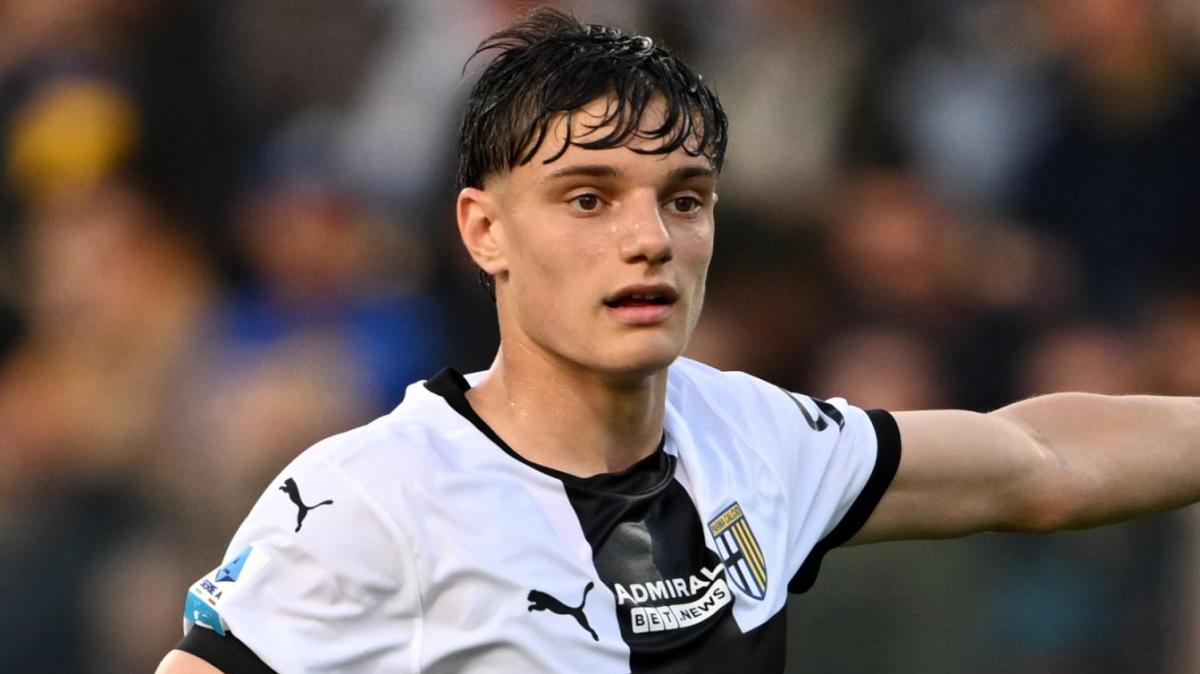 Leoni: "Prima del Liverpool niente di concreto con nessuna italiana. Chivu allenatore bravissimo. Vi spiego perché"