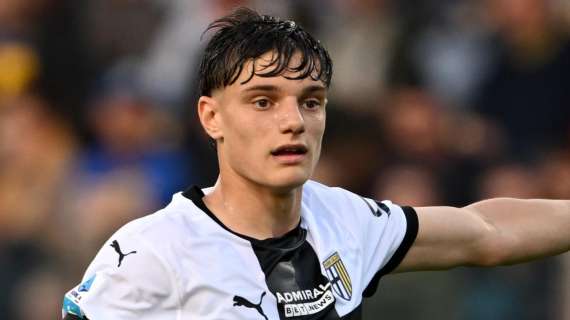 CdS - Leoni, occhio alla Premier League: l'offerta di un top club inglese farebbe vacillare il difensore 