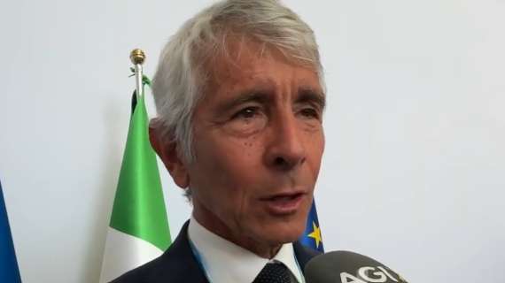 Il monito di Abodi: "Euro2032, tra aprile e maggio 2027 dovranno partire i cantieri"