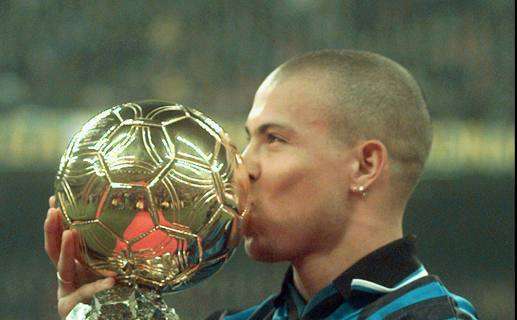 Ronaldo il Fenomeno si aggiudica il Pallone d'Oro 1997