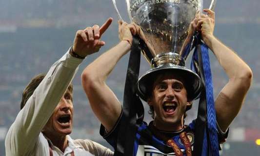 L'Inter ricorda Milito: "Insieme fatta la storia". E intanto lui va a segno nella partita del suo addio