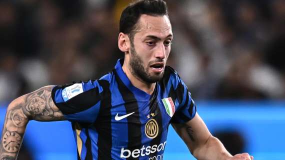 Inter-Milan, Calhanoglu fuori al 35' per un problema fisico: il primo responso