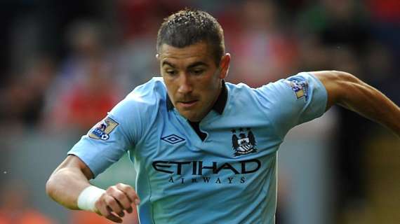 Daily Mail - Kolarov-Inter, nodo ingaggio. E il Milan...