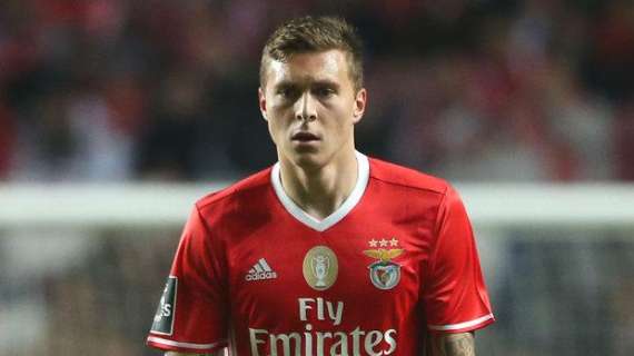 L'ag. di Lindelöf: "C'è un'offerta, parlerò col Benfica"