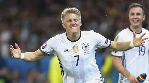 Schweinsteiger, il fratello vs Mourinho: "No respect!"