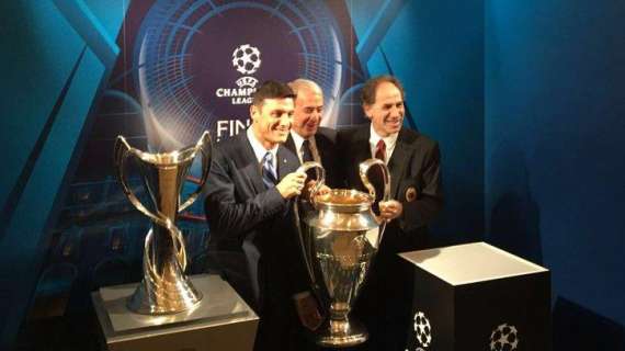 FOTO - Zanetti e Baresi, insieme con la Champions