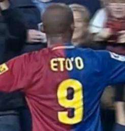 Samuel Eto&#039;o con la camiseta del Bar&ccedil;a