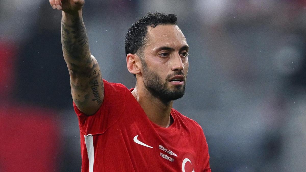 Turchia, Calhanoglu: "Mondiale, bella emozione. Cercheremo di dare tutto"