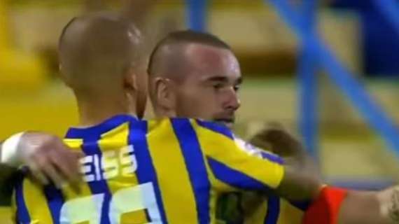 VIDEO - Sneijder è ancora superiore: splendida parabola (e assist) nel 6-0 dell'Al-Gharafa