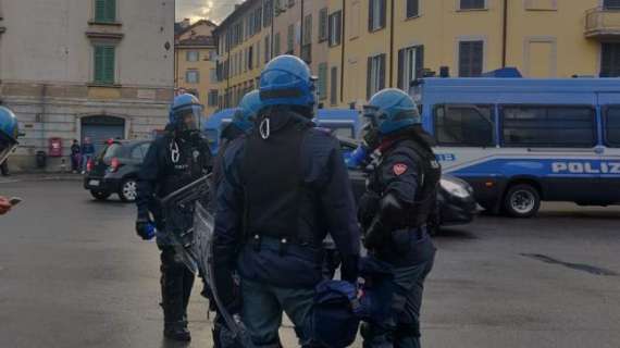 Segrate, soldi e marijuana nel box di un ultrà dell'Inter: 4 arresti