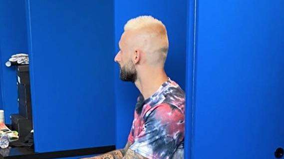 Nainggolan prende in giro l'outfit eccentrico di Brozovic: "Very epic"