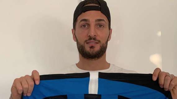 Covid-19, D'Ambrosio vicino alle famiglie più bisognose: maglia messa all'asta