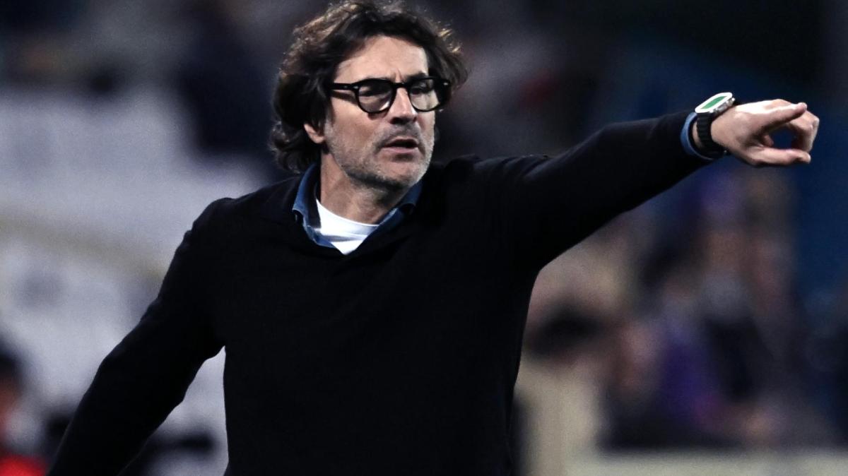 Qui Fiorentina - Vanoli si affida al 4-1-4-1: Parisi largo a destra, Kean l'unica punta