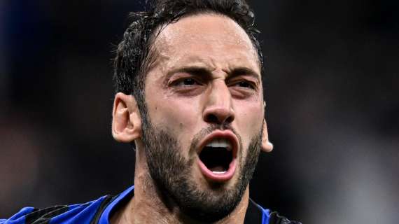 GdS - Calhanoglu, possibile nuovo ruolo: Chivu lavora per riportarlo al passato