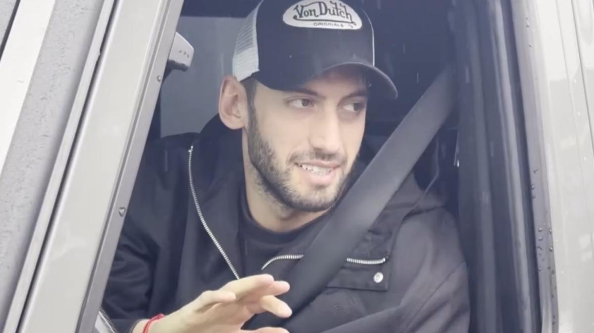 Calhanoglu rassicura i tifosi fuori da Appiano: "Se ce la faccio per Inter-Juve? Sì, il recupero procede bene"