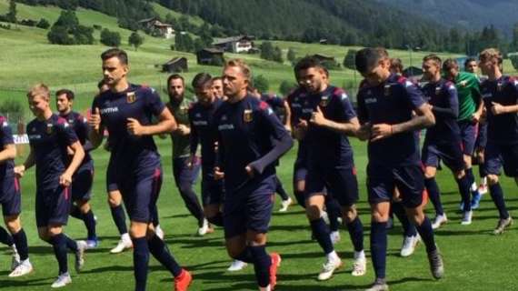 Qui Genoa - Squadra divisa in due gruppi: primo allenamento verso l'Inter 