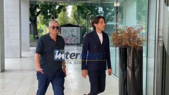 VIDEO - Fabbian-Frosinone entra nel vivo: visita del ds Angelozzi all'Inter HQ. Presente anche l'agente