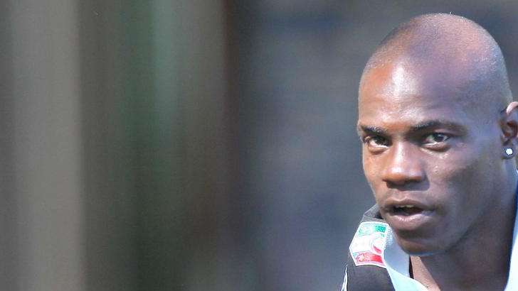 Per Balotelli problemi di donne: che reputazione...