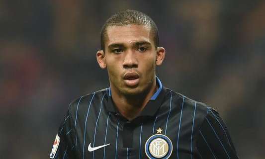 Gli auguri di Juan Jesus: "Godete di questo giorno"